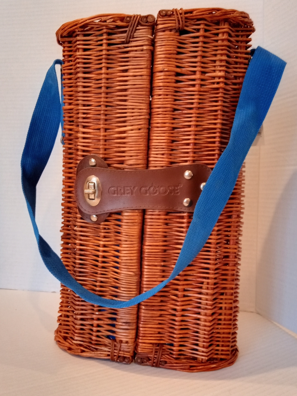 Grey Goose Wicker Wine Carrier with Blue Strap NEW